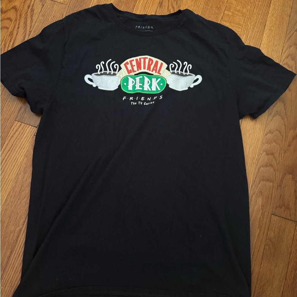 Hot Topic FRIENDS Black Central Perk Tee Like New